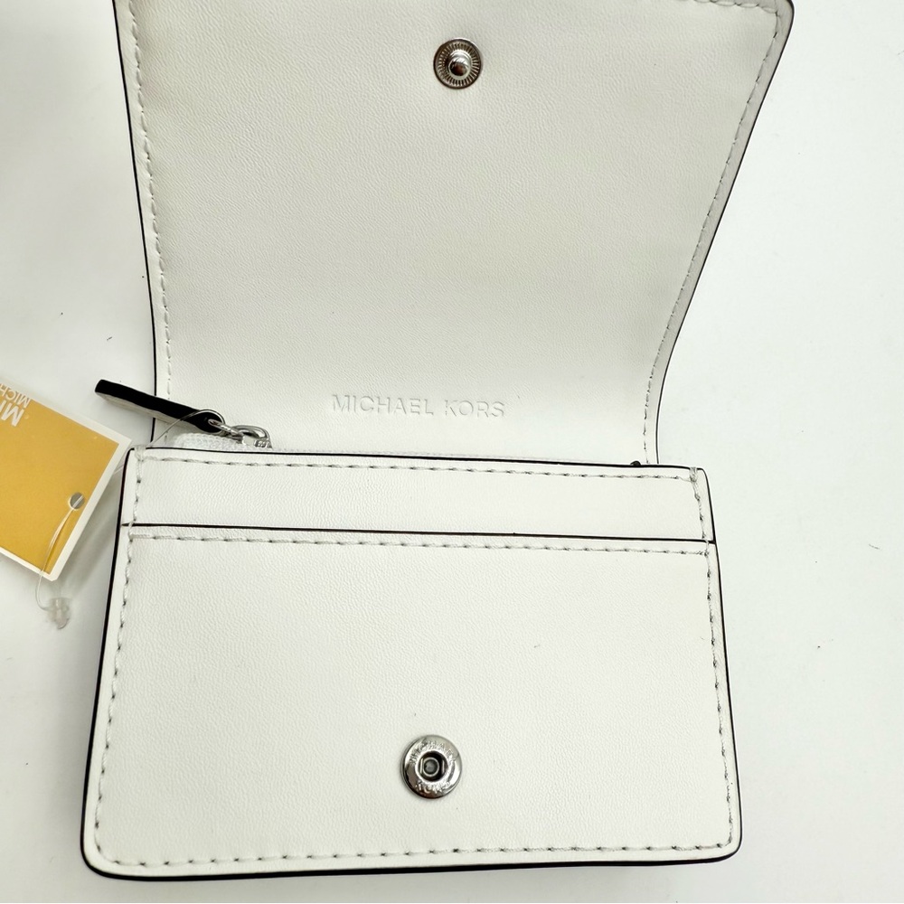 Michael Kors Carson Small Pebbled Leather Wallet - Picture 6 of 7